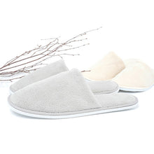 Load image into Gallery viewer, Guest Hotel Disposable Home Slippers Beauty Salon Club Slippers Chinelo Pantuflas