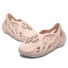 Load image into Gallery viewer, Summer Sandals Holes Sandals Hollow Breathable Flip Flops Outdoor Beach Slippers Roman Shoes