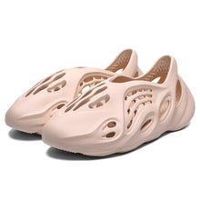 Load image into Gallery viewer, Summer Sandals Holes Sandals Hollow Breathable Flip Flops Outdoor Beach Slippers Roman Shoes