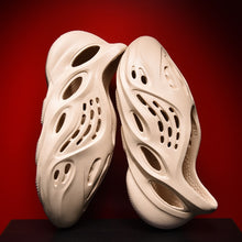 Load image into Gallery viewer, Designer runner summer slide casual slippers beach shoes eva injection Sandals shoes