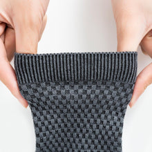 Load image into Gallery viewer, 5 Pairs / lot Bamboo Fiber Men's Socks Casual Solid Color Cotton Socks Business Antibacterial