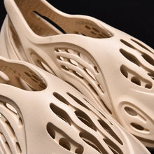 Load image into Gallery viewer, Designer runner summer slide casual slippers beach shoes eva injection Sandals shoes