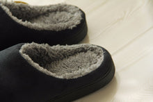 Load image into Gallery viewer, home plush slippers schinelo masculino House slippers Lovers men adult slipper man winter shoes