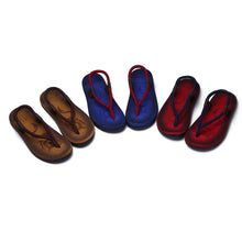 Load image into Gallery viewer, Flat Flip Flops Slippers Beach Sandals Outdoor Skid Shoes for Indoor lightweight