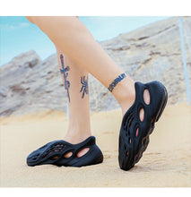 Load image into Gallery viewer, Summer Sandals Holes Sandals Hollow Breathable Flip Flops Outdoor Beach Slippers Roman Shoes