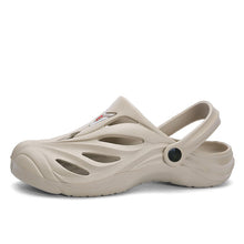 Load image into Gallery viewer, Sandals Crok Adulto shoes EVA Sandalias Summer Beach Shoes Slippers Cholas hombre
