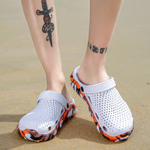 Load image into Gallery viewer, Beach Clogs Slippers Jelly Sandals Men's Lightweight Sandals Garden Clogs Shoes