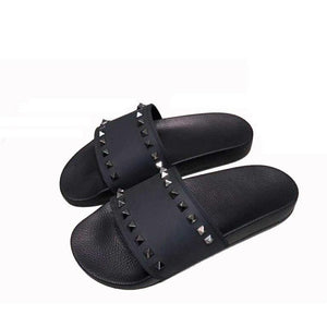 Leather Rivets Sandals Bathroom Non-slip Flat Sandals Beach Shoes Soft Bottom