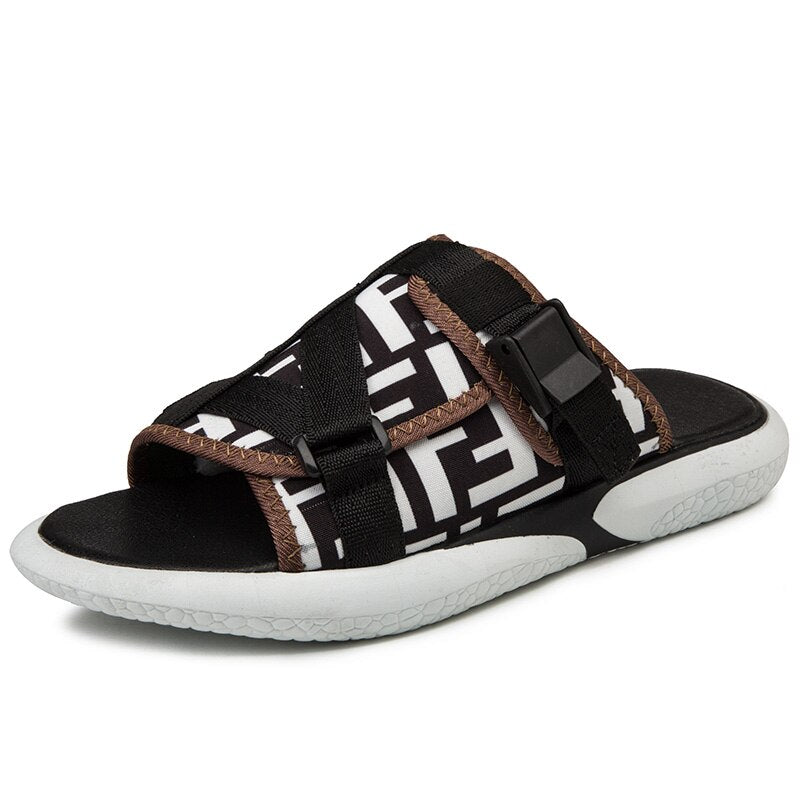 Outdoor Walking Slides Luxury Trendy Mens Beach Shoes Large Size Designer Slippers